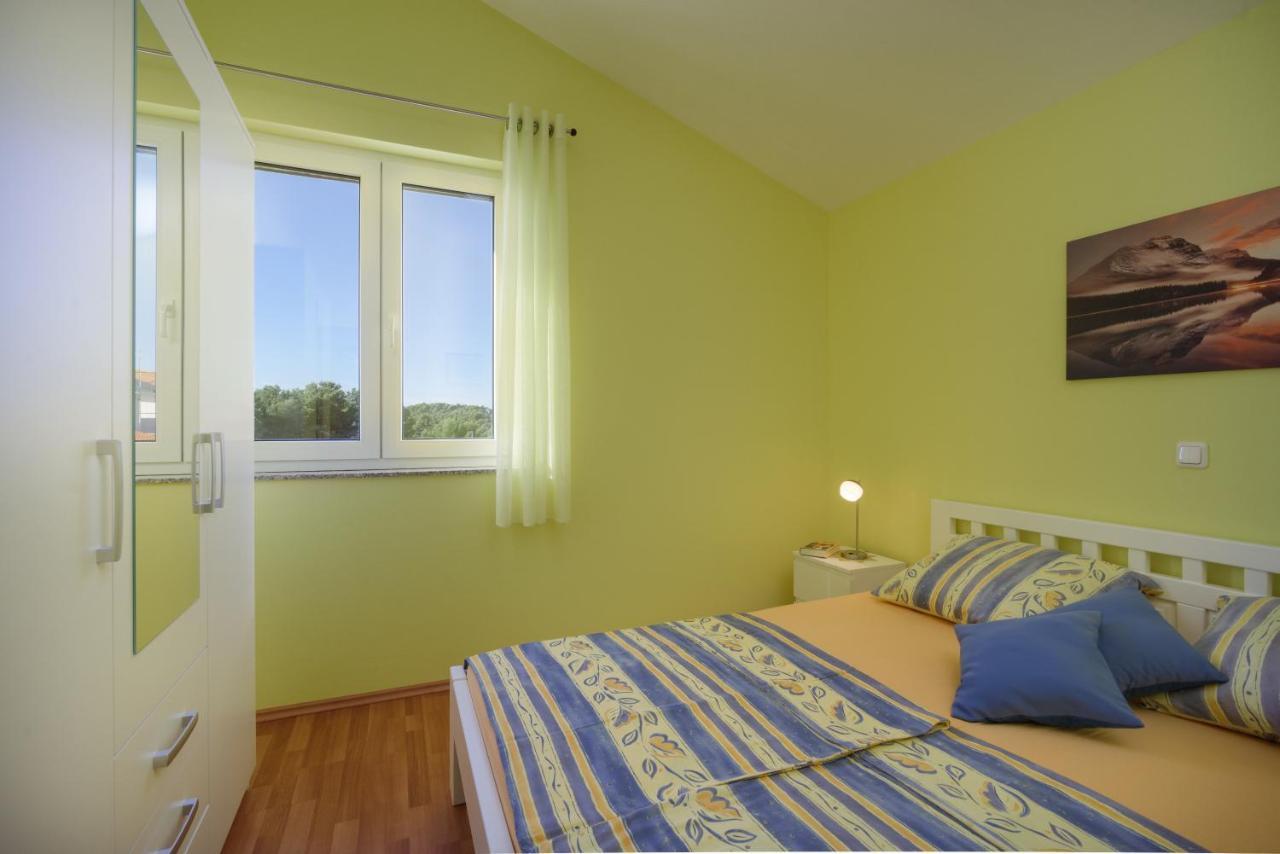 טרוגיר Apartmani Emil מראה חיצוני תמונה