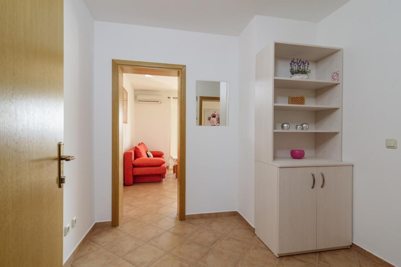 טרוגיר Apartmani Emil מראה חיצוני תמונה