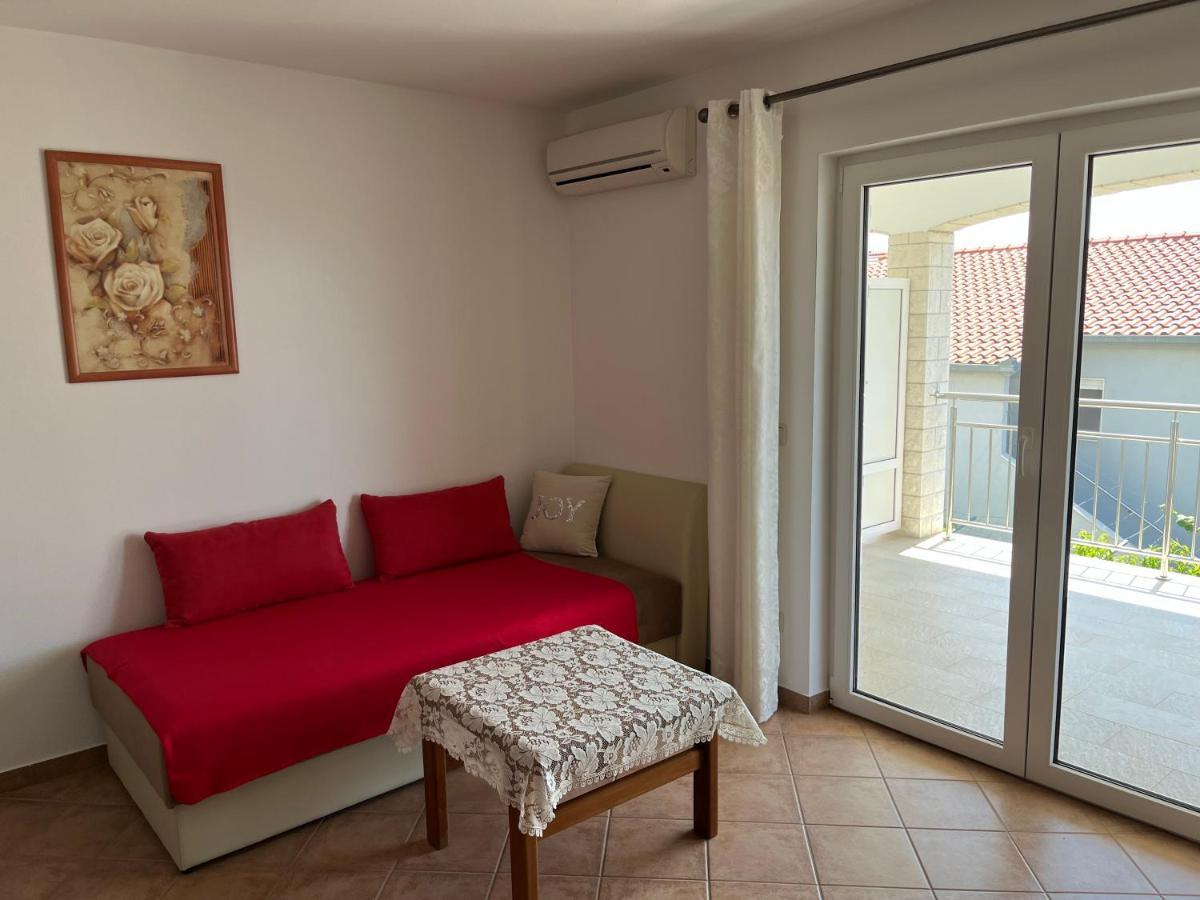 טרוגיר Apartmani Emil מראה חיצוני תמונה