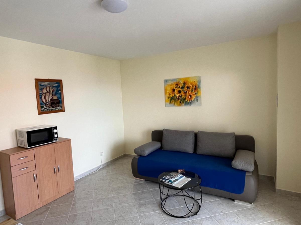 טרוגיר Apartmani Emil מראה חיצוני תמונה